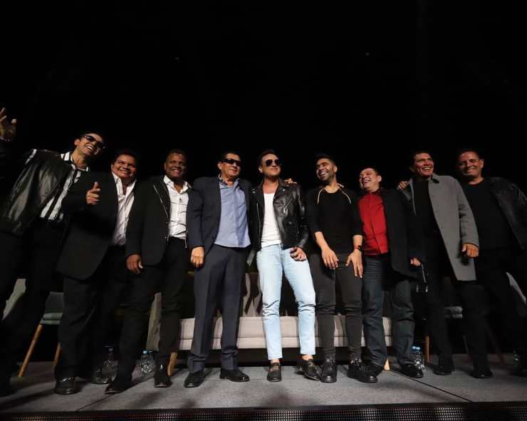 Silvestre Entre Grandes